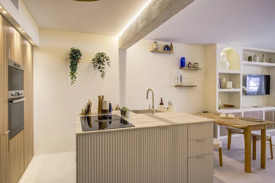 Apartment in Le Port, Nice, France 2 - 18036027