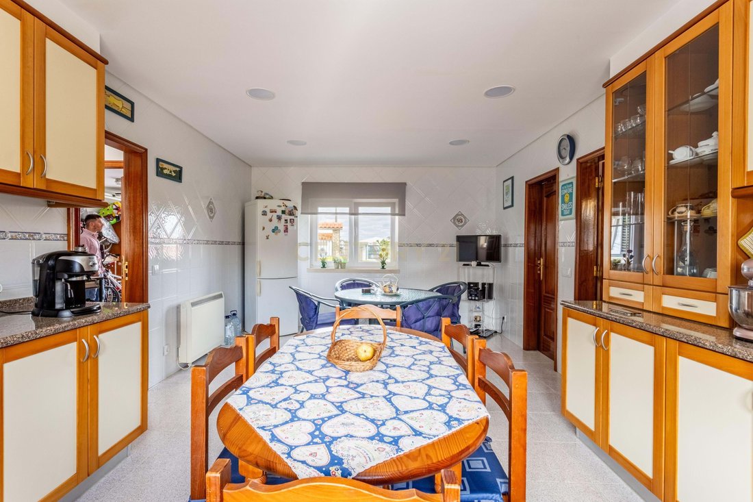 Villa in Silveira, Lisbon, Portugal 5 - 18037926