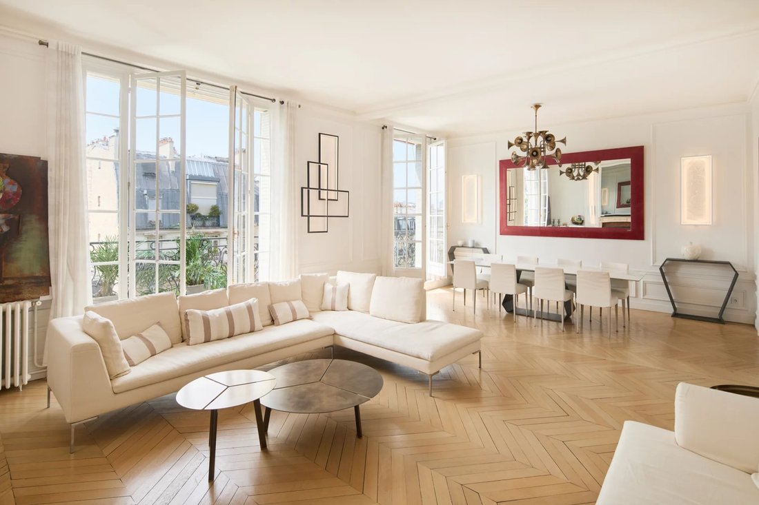 Apartment in Champerret-Berthier, Paris 17e Arrondissement, Paris 2 - 18040451