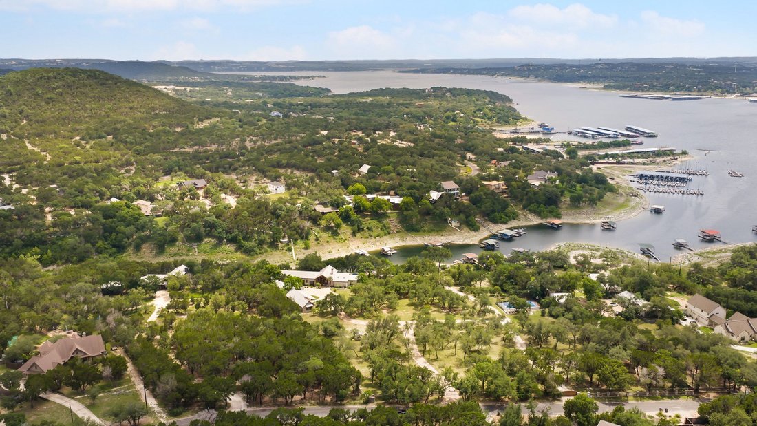 Leander, Texas, United States 3 - 18035569