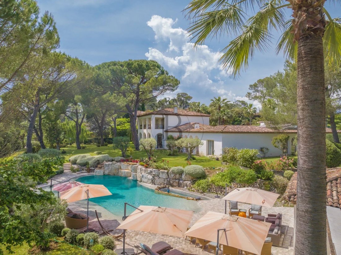 Villa in Mougins, Provence-Alpes-Côte d'Azur, France 2 - 17277680