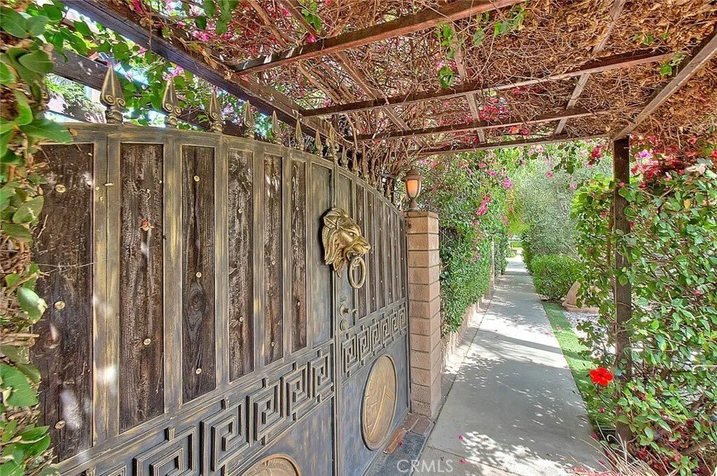 House in Los Angeles, California, United States 3 - 17537125