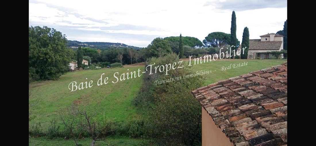 Grimaud, Provence-Alpes-Côte d'Azur, France 4 - 18042067
