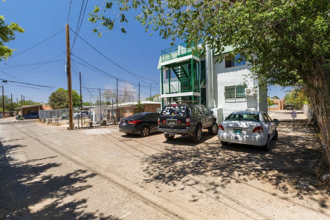 Albuquerque, New Mexico, United States 5 - 18040058