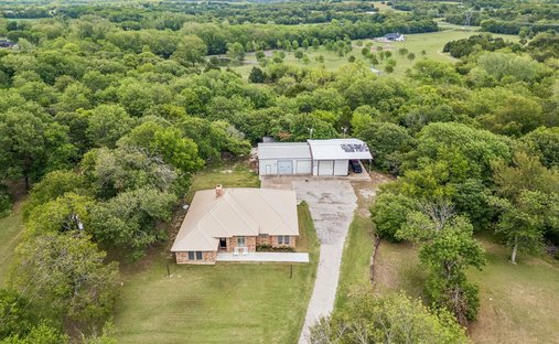 House in Tom Bean, Texas, United States 1