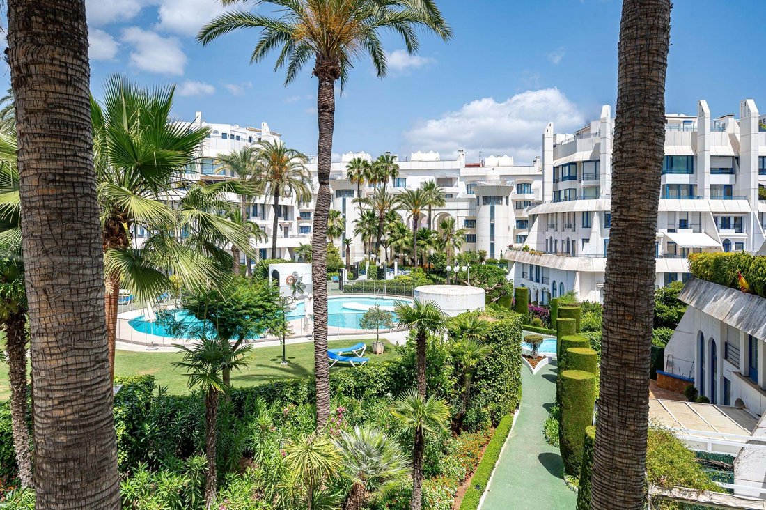 Apartment in Golden Mile, Andalusia, Spain 1 - 17650058
