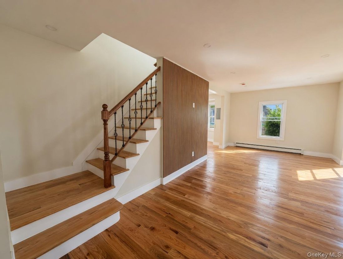House in New York, New York, United States 3 - 17969034