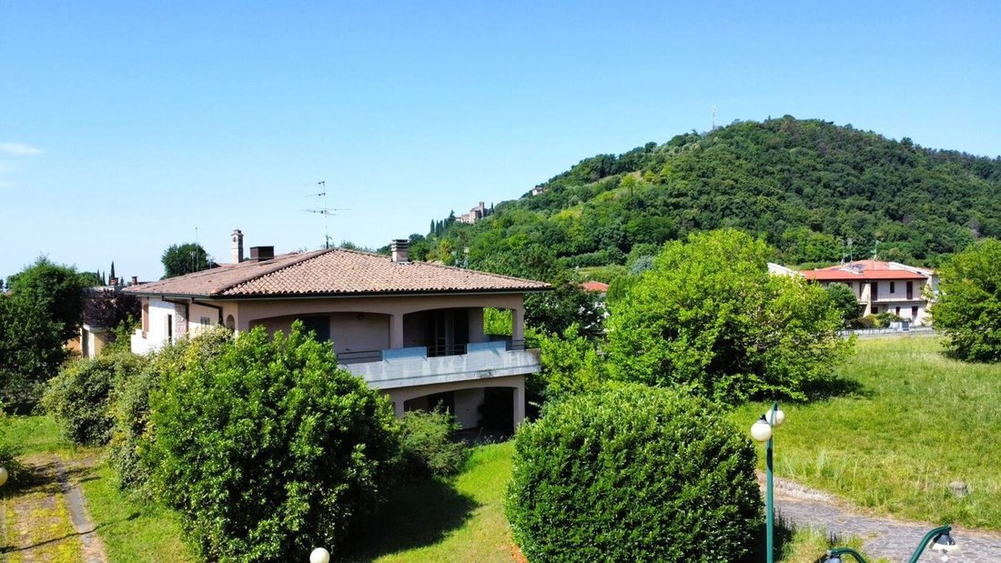 Villa in Rovato, Lombardy, Italy 3 - 18048267