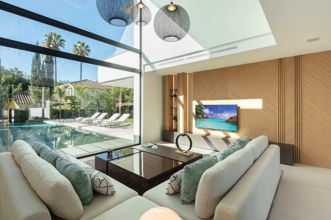 Villa in Nueva Andalucia, Marbella, Spain 3 - 18044538
