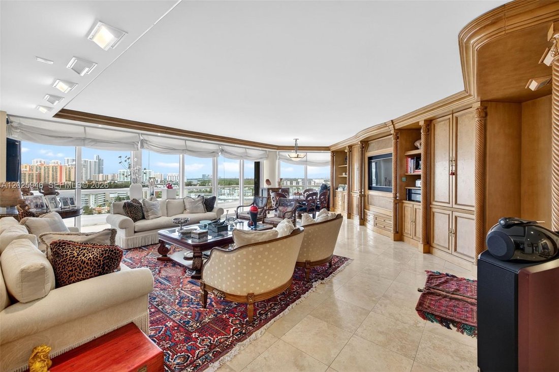 Condo in Golden Beach, Florida, United States 5 - 18041379