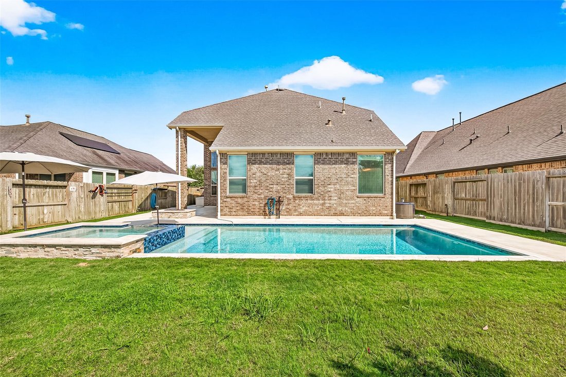 House in Fulshear, Texas, United States 5 - 18041917