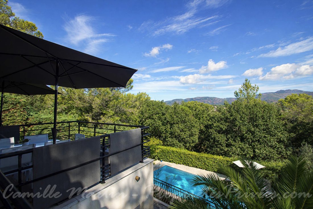 Villa in Le Dramont-Agay-Anthéor-Le Trayas, Saint-Raphaël, France 1 - 18047474