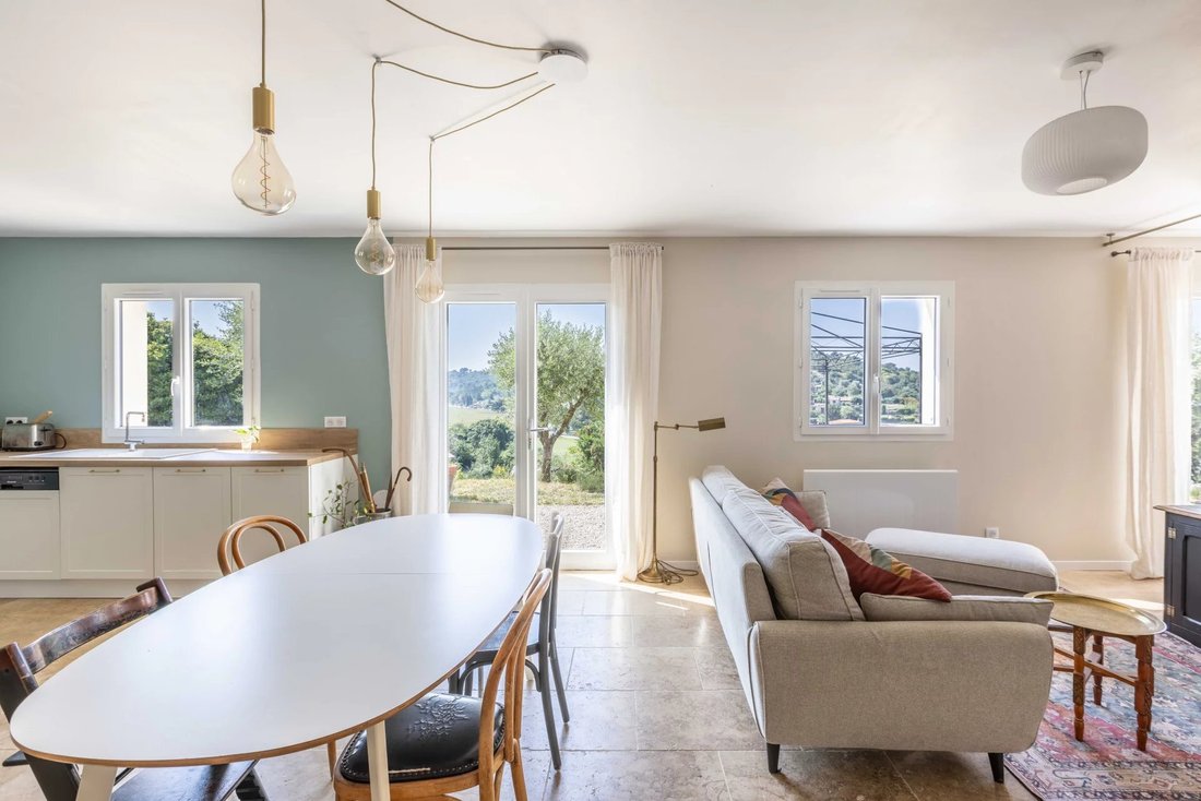 Villa in Levens, Provence-Alpes-Côte d'Azur, France 3 - 18038185