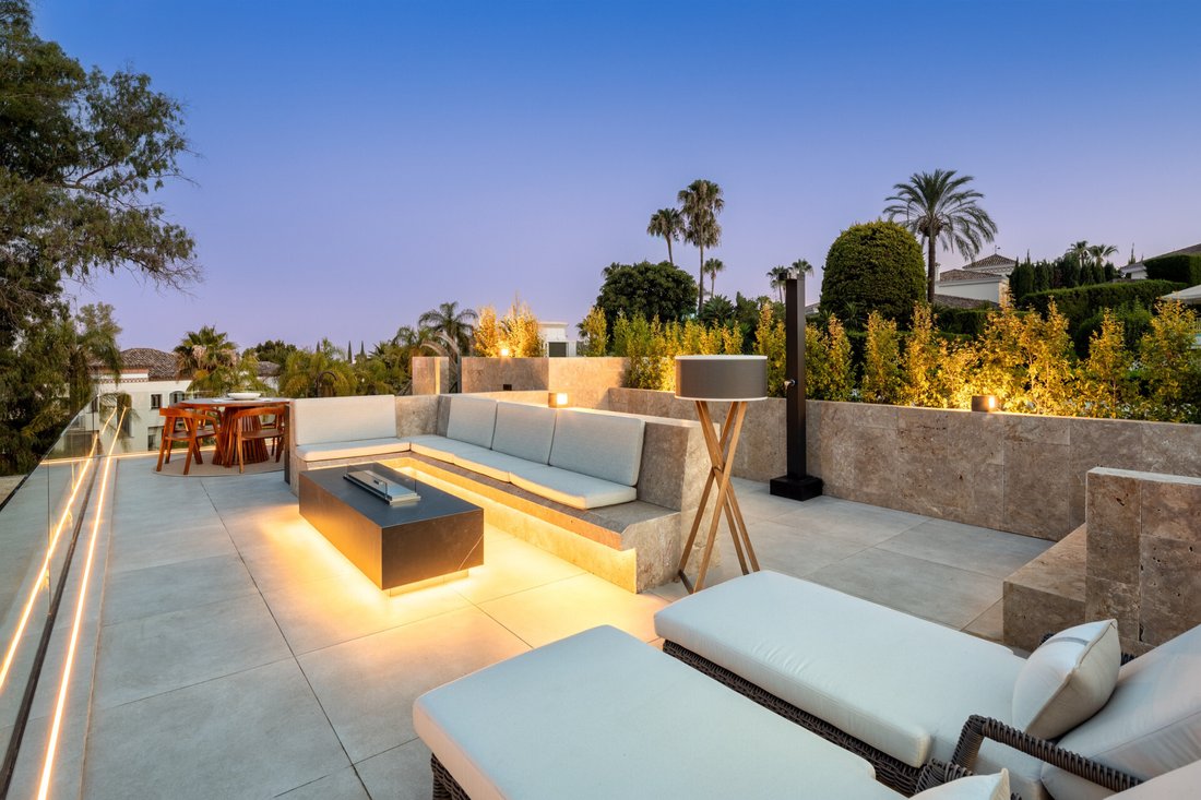 Villa in Nueva Andalucia, Marbella, Spain 3 - 14571920