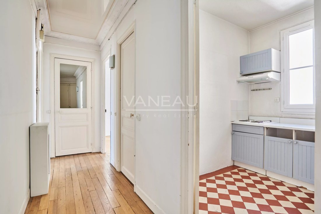 Apartment in Ecole Militaire, Paris 7e Arrondissement, Paris 2 - 18038423