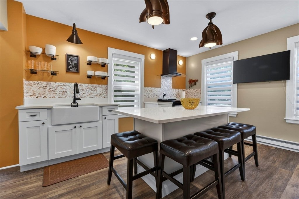 House in Brockton, Massachusetts, United States 4 - 18050962