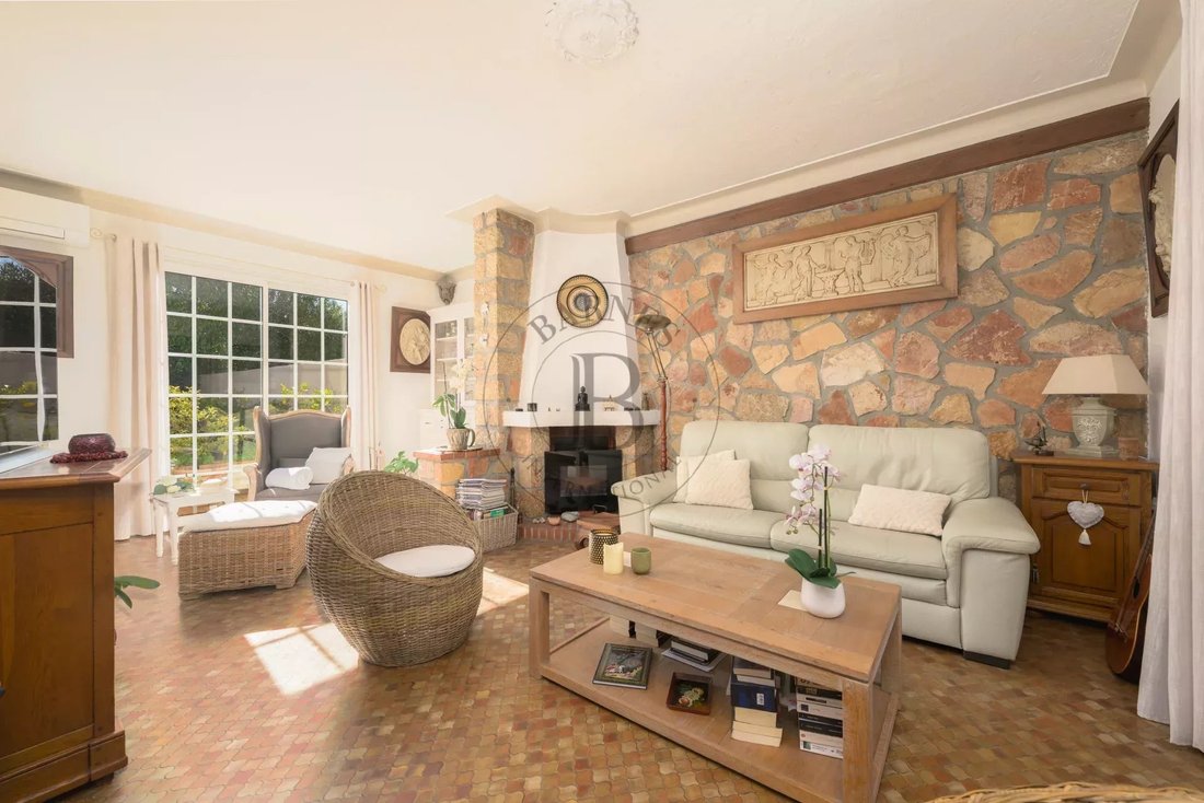 Villa in Mougins, Provence-Alpes-Côte d'Azur, France 2 - 17293267