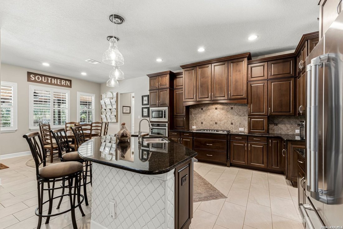 House in San Antonio, Texas, United States 2 - 18045390