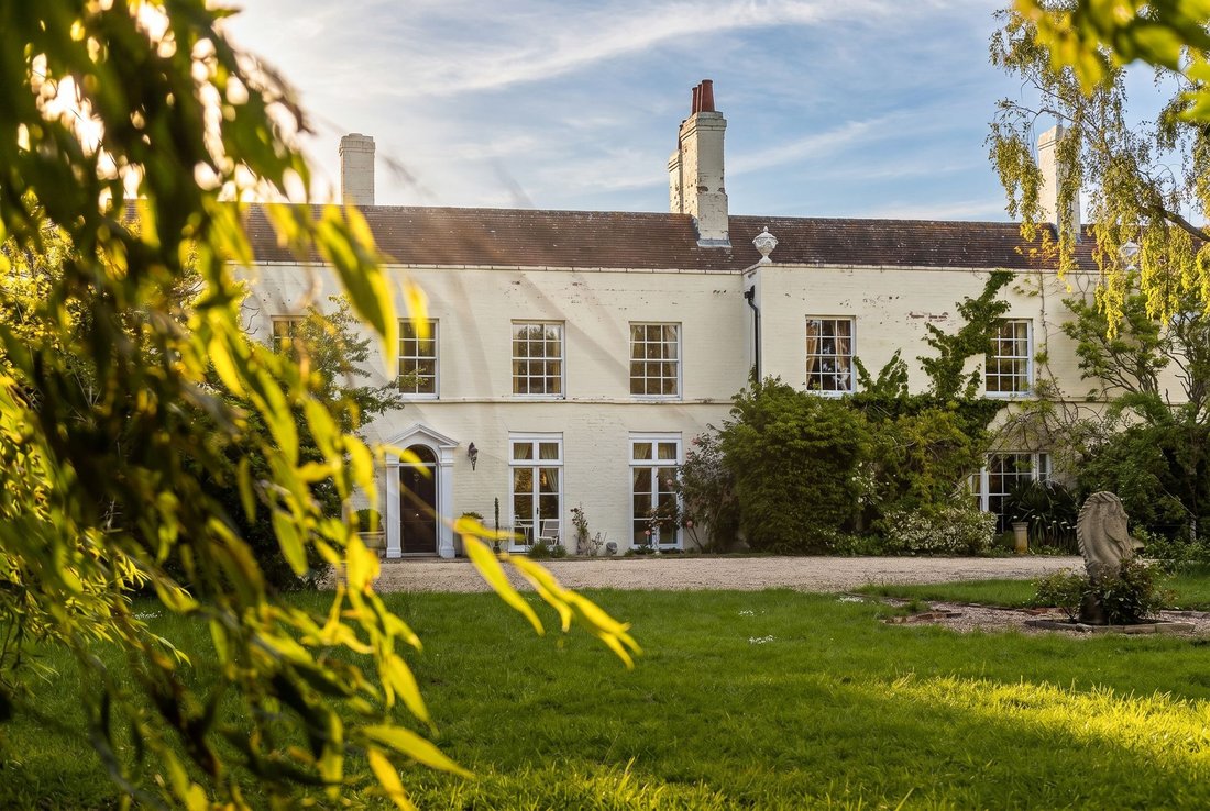 House in Woodmancote, Severn Stoke, England 5 - 18036105