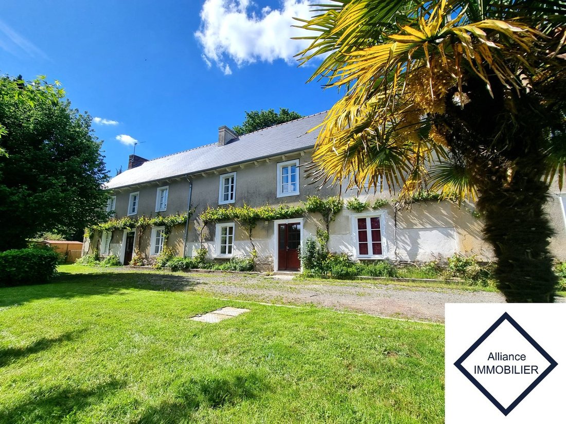 Estate in Saint-Meen-le-Grand, Brittany, France 2 - 18043569