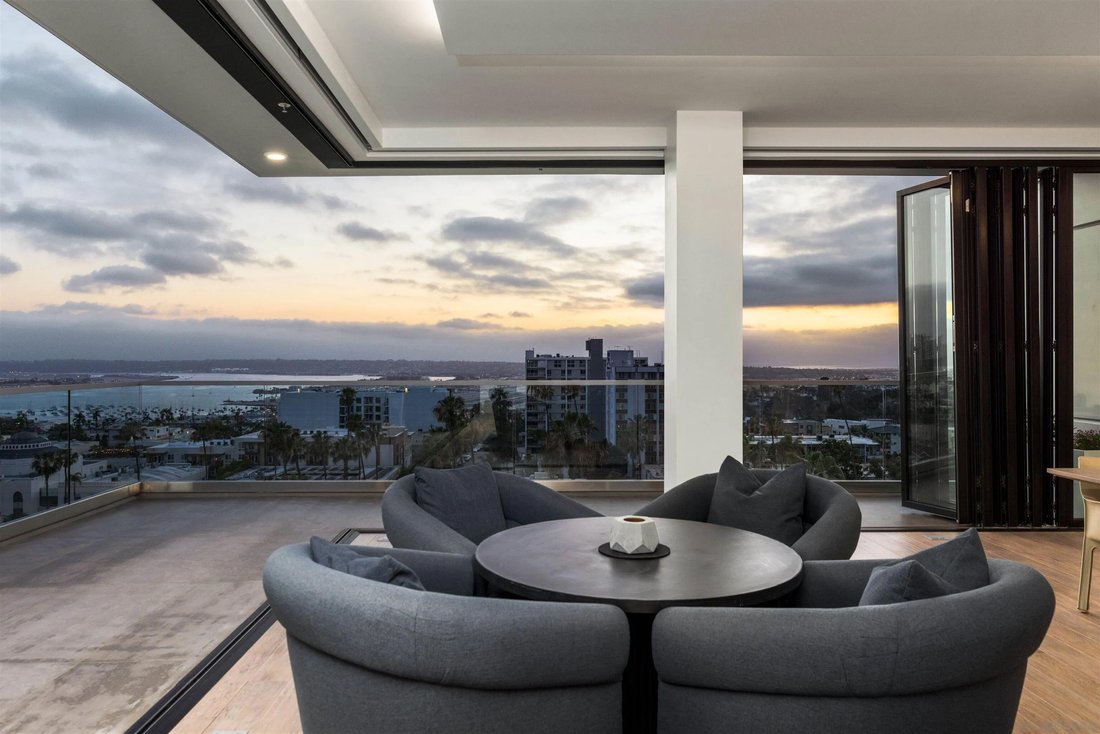 Condo in San Diego, California, United States 5 - 18040923