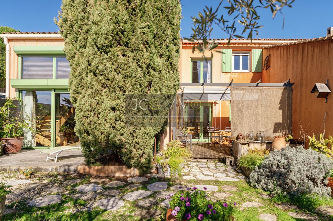 House in Pierrefeu-du-Var, Provence-Alpes-Côte d'Azur, France 3 - 18041834