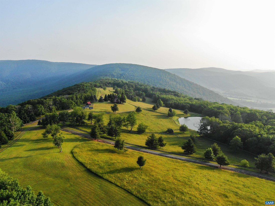 House in Elk Creek, Virginia, United States 1 - 18040188