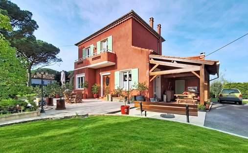 Villa in Fréjus, Provence-Alpes-Côte d'Azur, Frankreich 1
