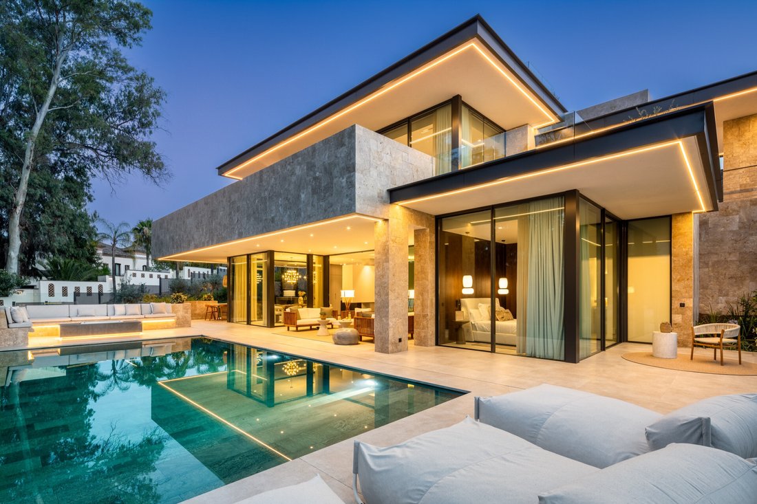 Villa in Nueva Andalucia, Marbella, Spain 5 - 14571920