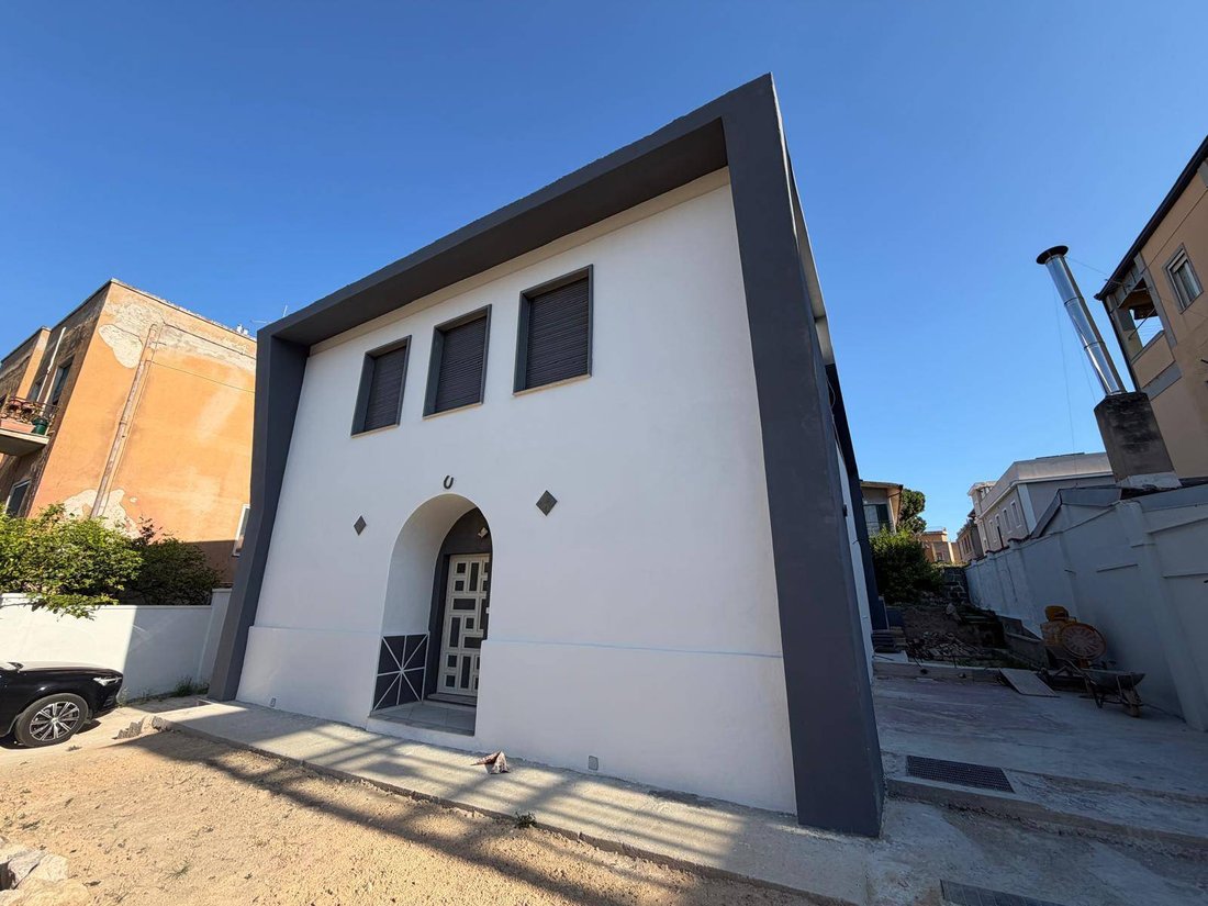 Villa in San Benedetto, Cagliari, Sardinia 3 - 18043037