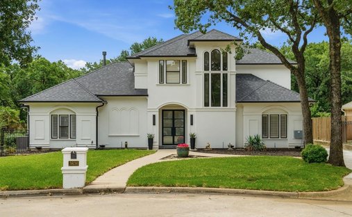 House in Hurst, Texas, United States 1
