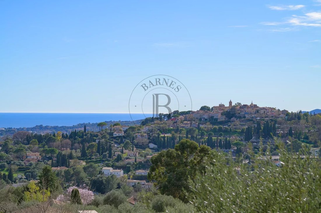 Villa in Mougins, Provence-Alpes-Côte d'Azur, France 2 - 17843752