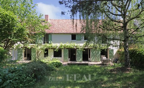 House in Orgeval, Ile-de-France, France 1