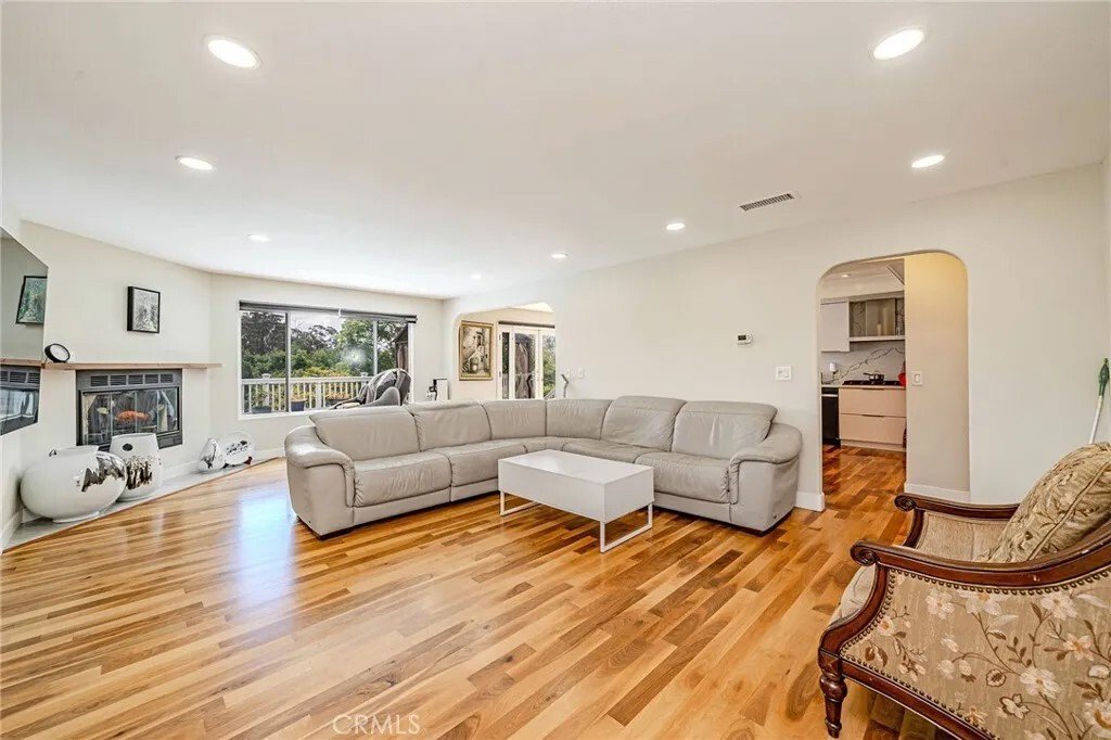 House in Fullerton, California, United States 4 - 18044412