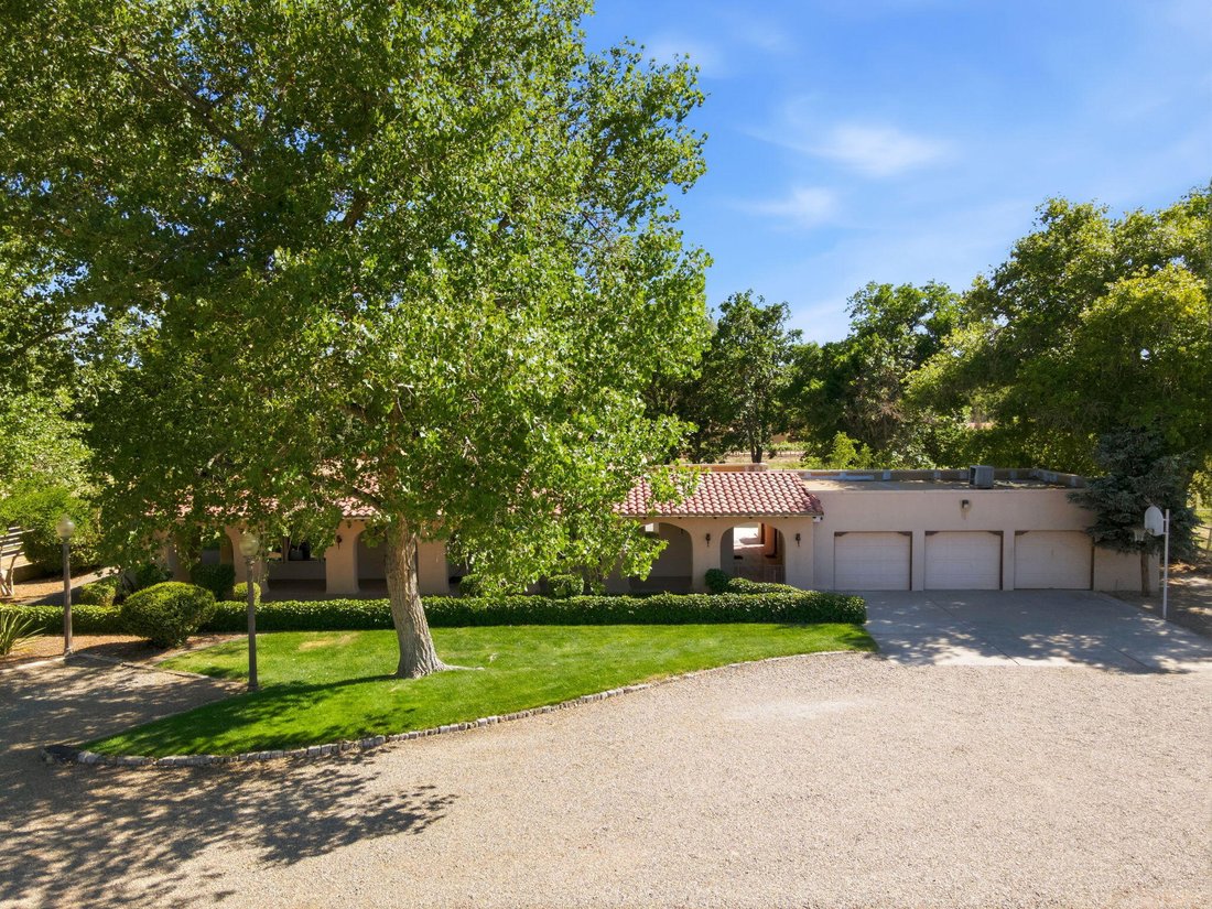 House in Albuquerque, New Mexico, United States 5 - 18040055
