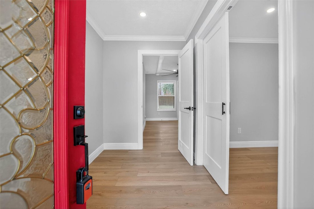 House in Houston, Texas, United States 5 - 18044166