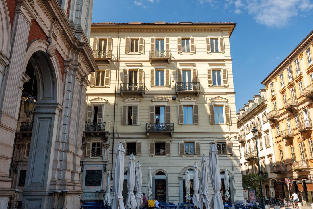 Apartment in Center, Turin, Piedmont 2 - 18043046