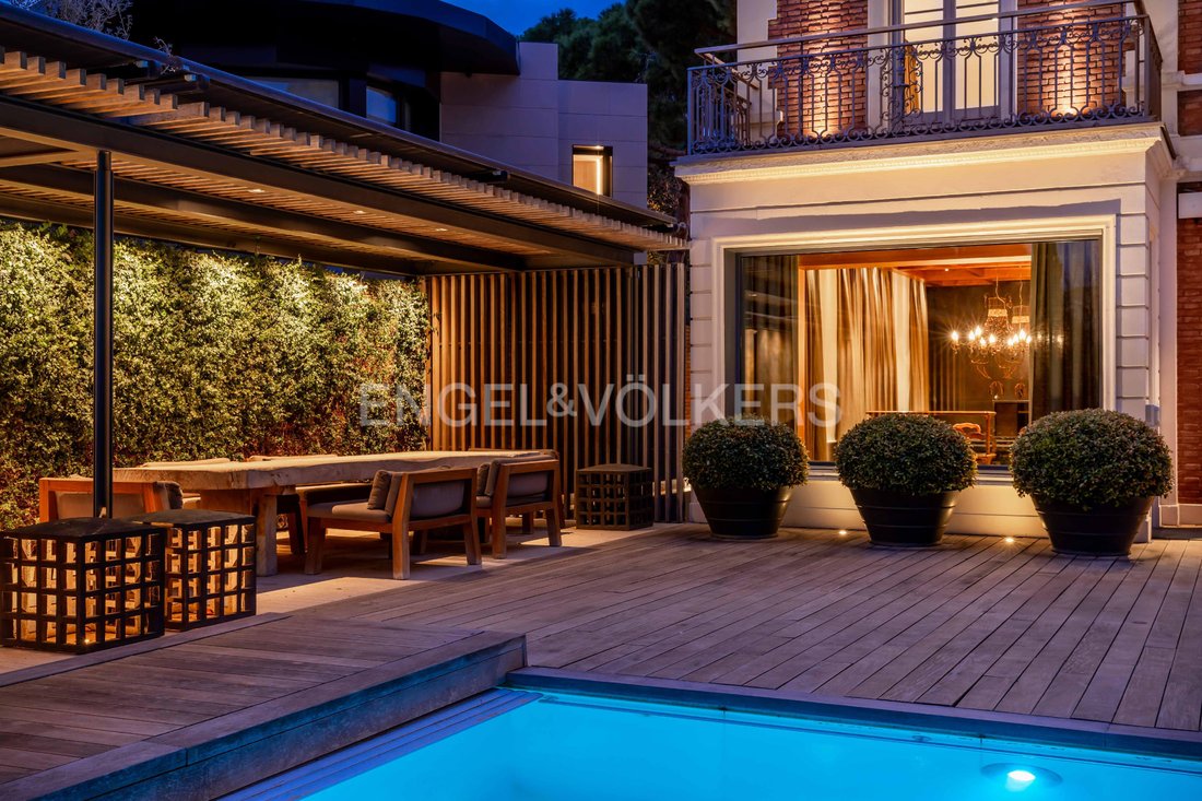 House in Les Corts, Barcelona, Spain 2 - 18040772
