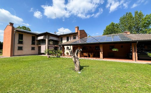House in Saint Mary Del Rovere, Treviso, Italy 1
