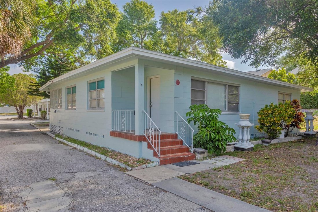 Clearwater, Florida, United States 3 - 18042644