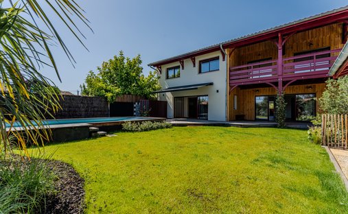 Villa in Cazaux, La Teste-de-Buch, France 1