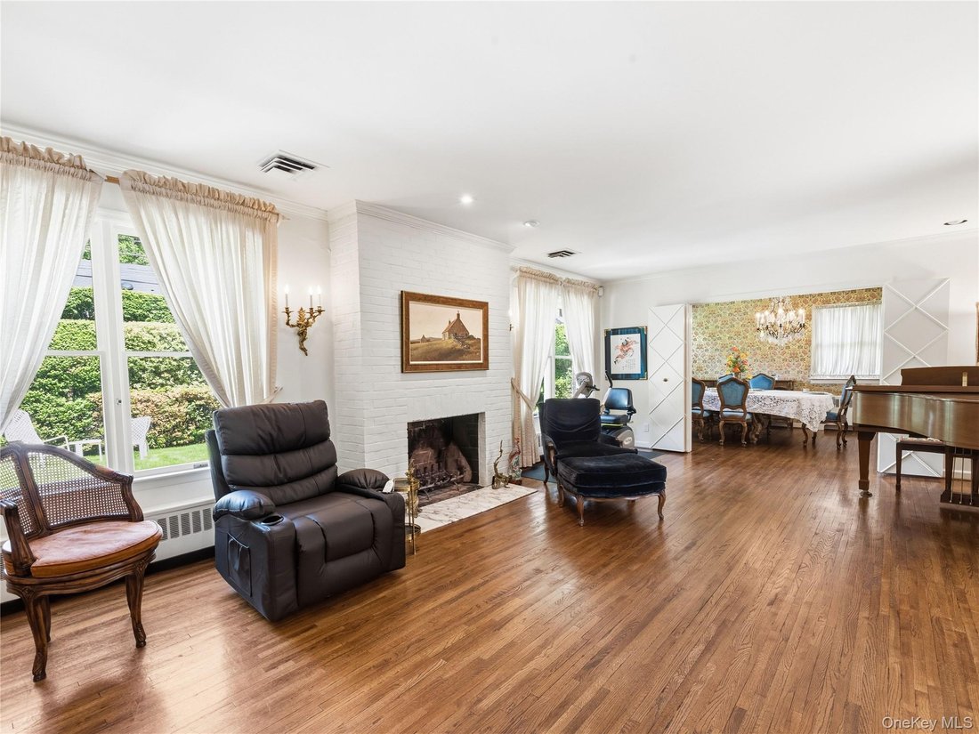 House in Great Neck, New York, United States 4 - 18039290