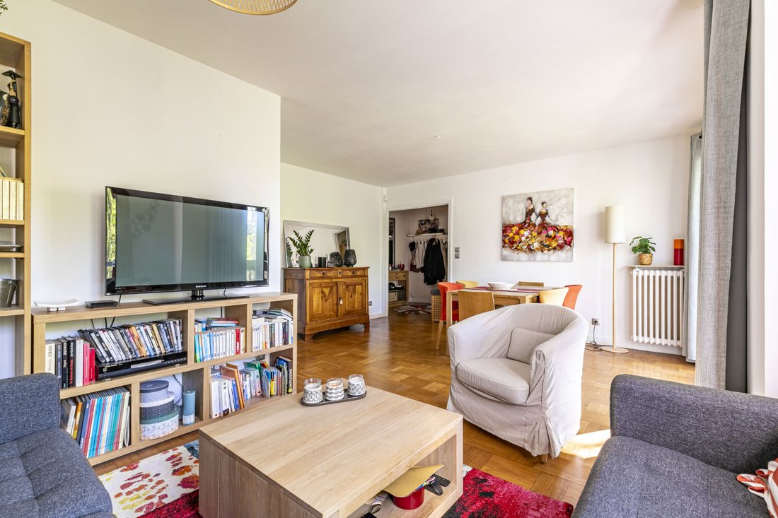 Apartment in Forêt, Saint-Germain-en-Laye, France 1 - 18047075