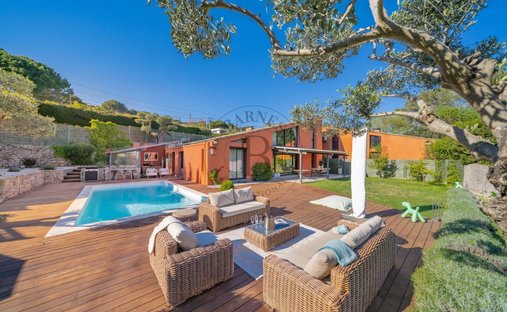 Villa in Mougins, Provence-Alpes-Côte d'Azur, France 1