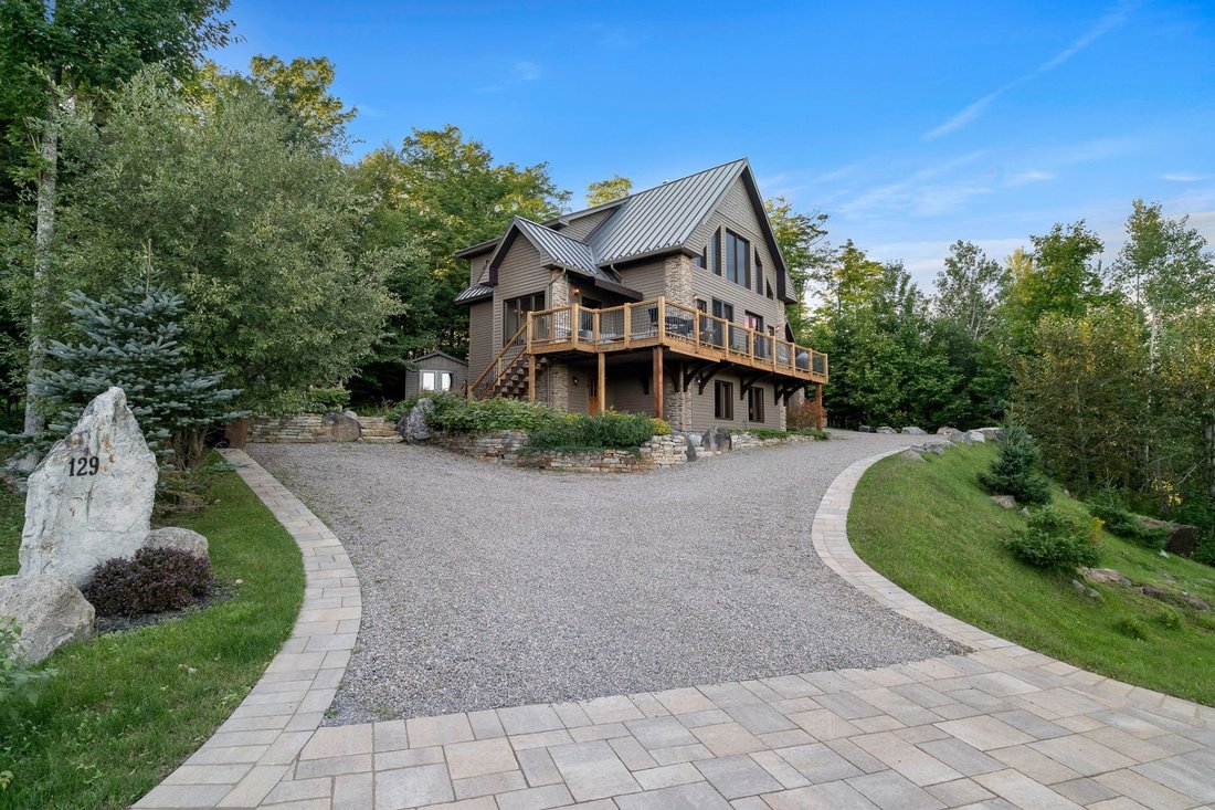 House in Mont-Tremblant, Quebec, Canada 2 - 17264065