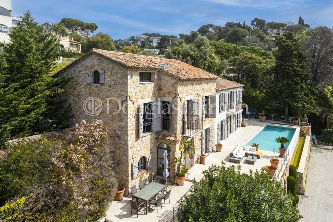 Villa in Cannes, Provence-Alpes-Côte d'Azur, France 1 - 18038371