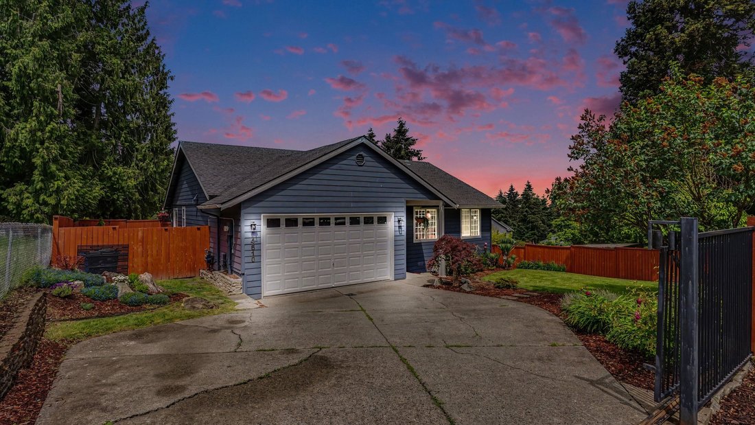 House in Tukwila, Washington, United States 3 - 18039755
