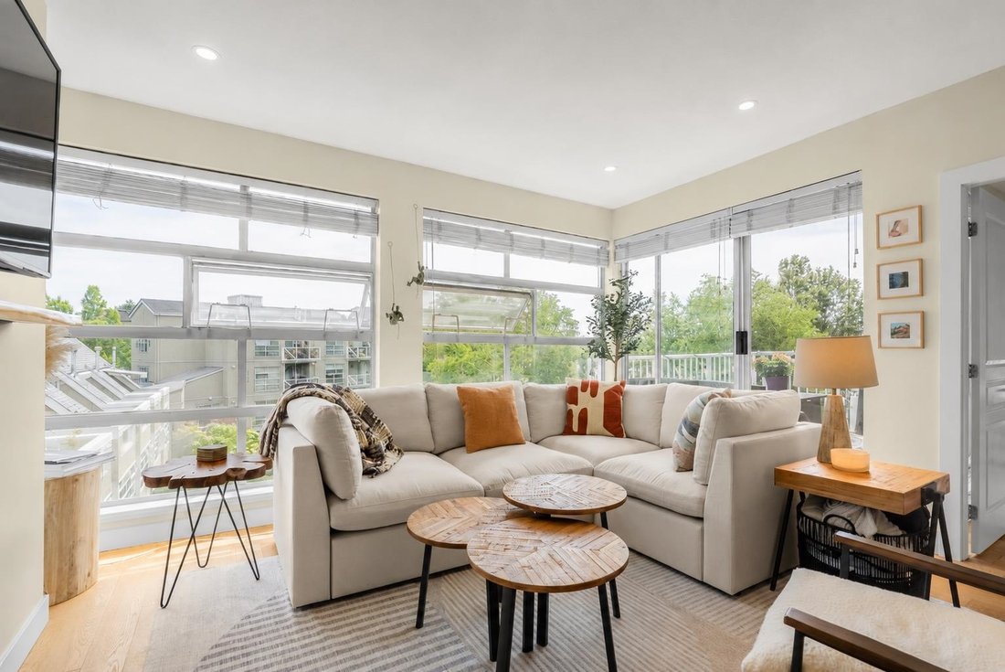 Condo in Vancouver, British Columbia, Canada 2 - 18042601