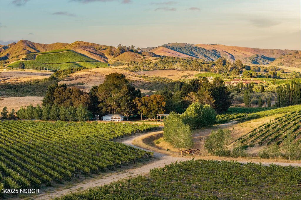 House in Lompoc, California, United States 3 - 18040382