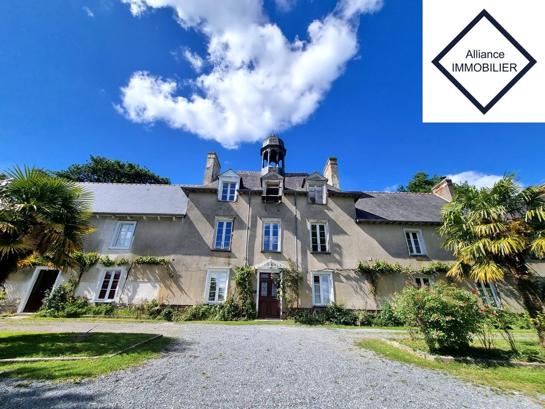 Estate in Saint-Meen-le-Grand, Brittany, France 1 - 18043569